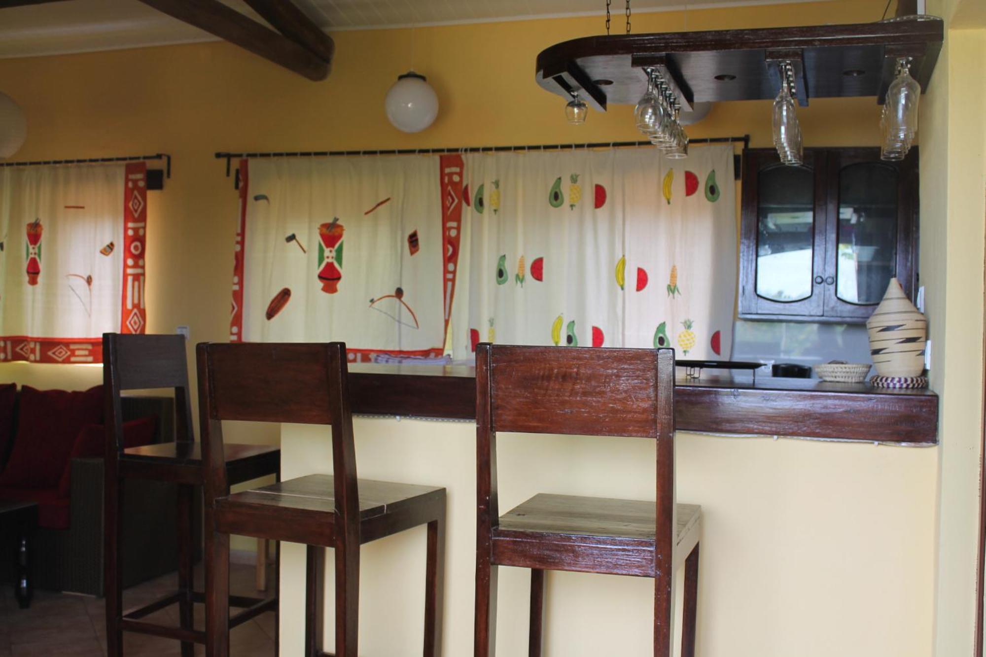 Aparthotel Jardin Tropical Bujumbura Bagian luar foto