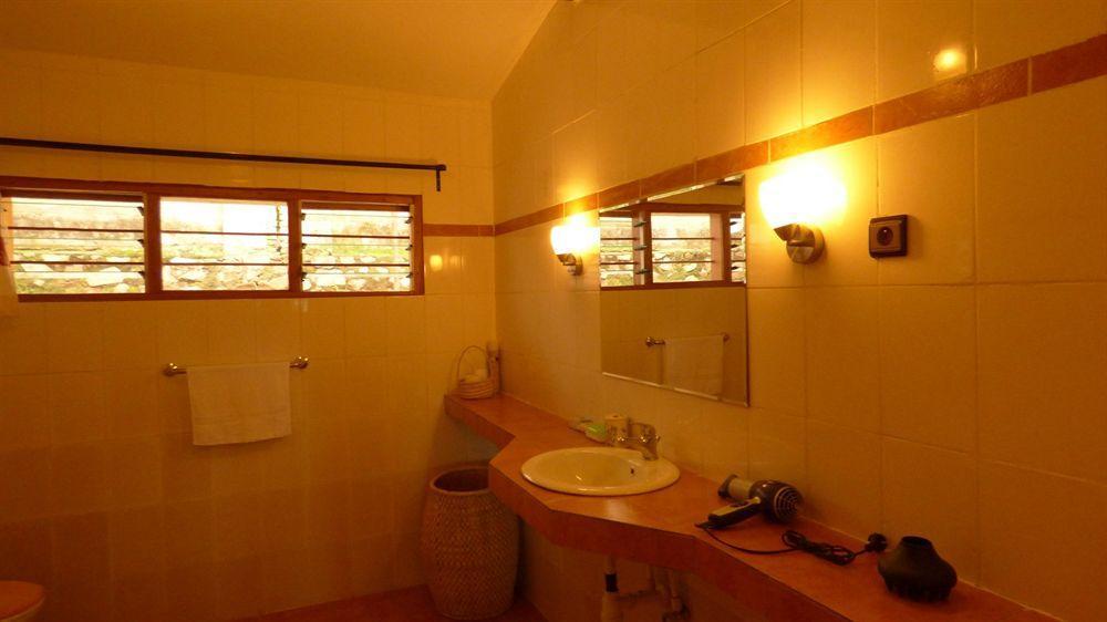 Aparthotel Jardin Tropical Bujumbura Bagian luar foto